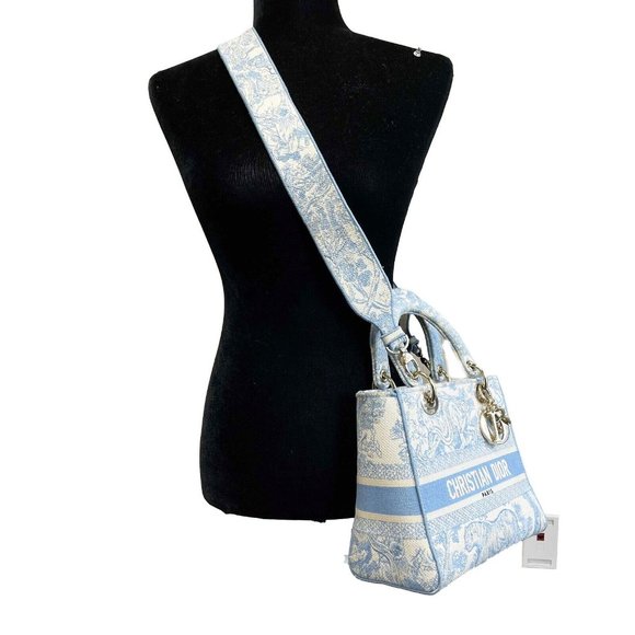 Christian Dior Toile de Jouy Lady D-Lite Bag Embroidered Canvas Cornflower Blue - Picture 12 of 15